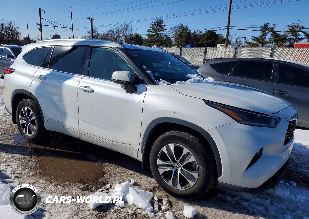 2021 Toyota Highlander Xle VIN:5TDGZRBH6MS130850 - 4