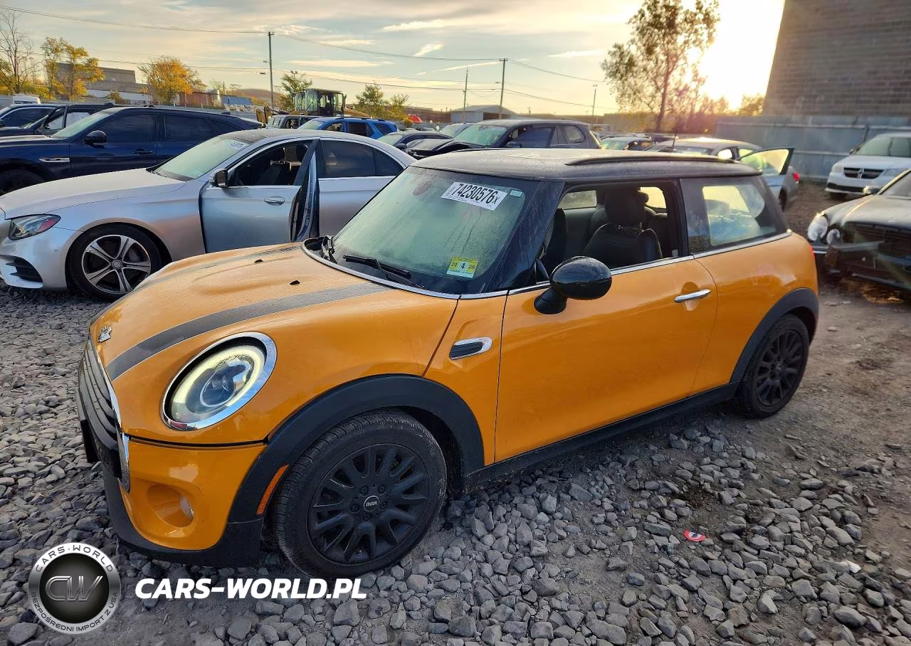 2017 Mini Cooper VIN:WMWXP5C31H3C64626 - 1