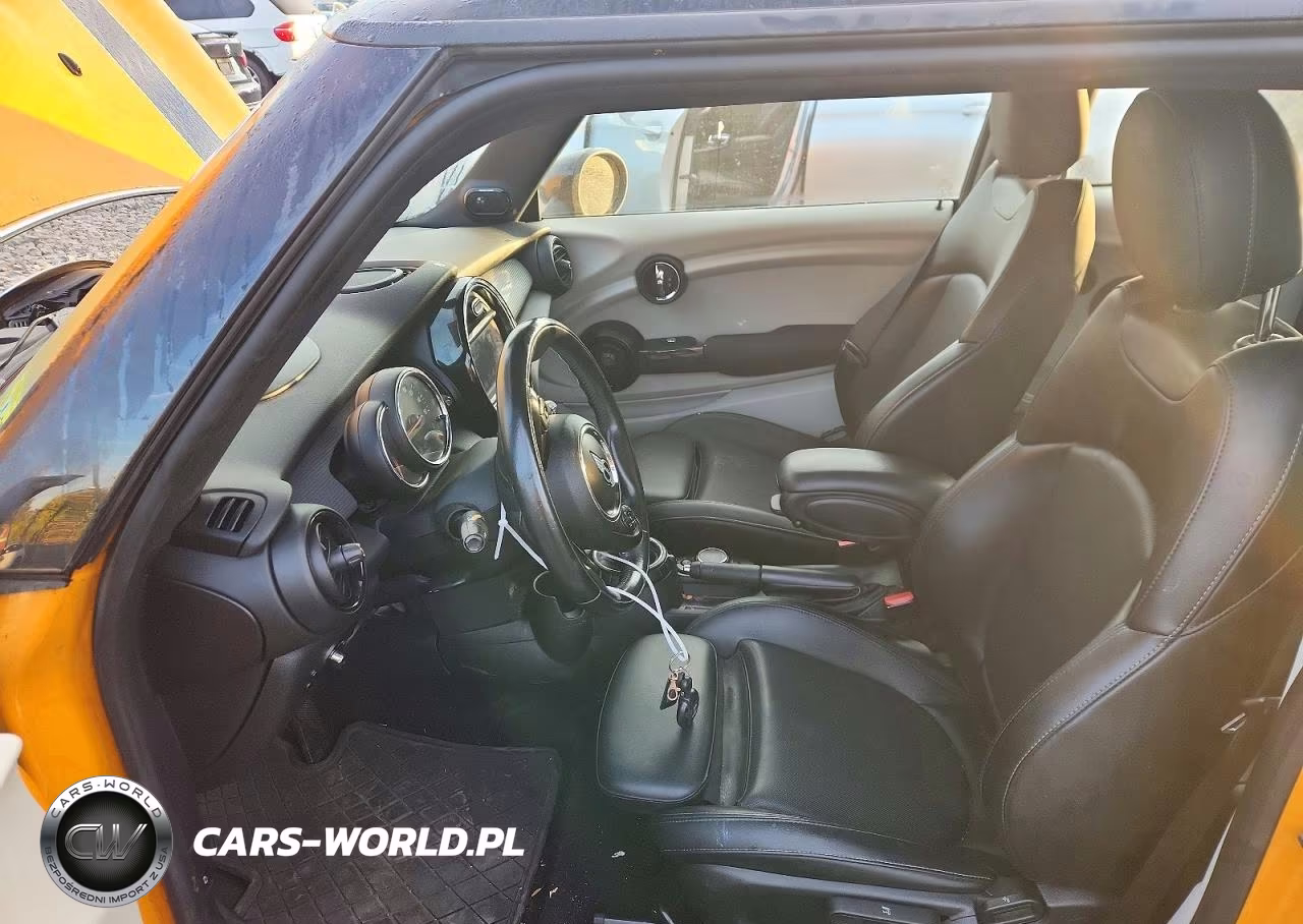 2017 Mini Cooper VIN:WMWXP5C31H3C64626 - 7