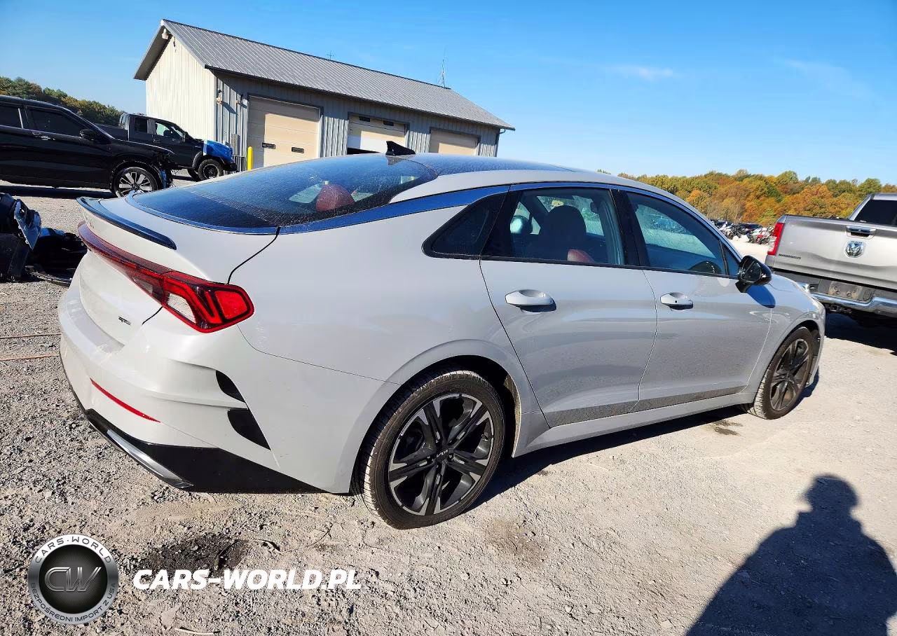2024 Kia K5 Gt Line VIN:5XXG64J26RG230299 - 3