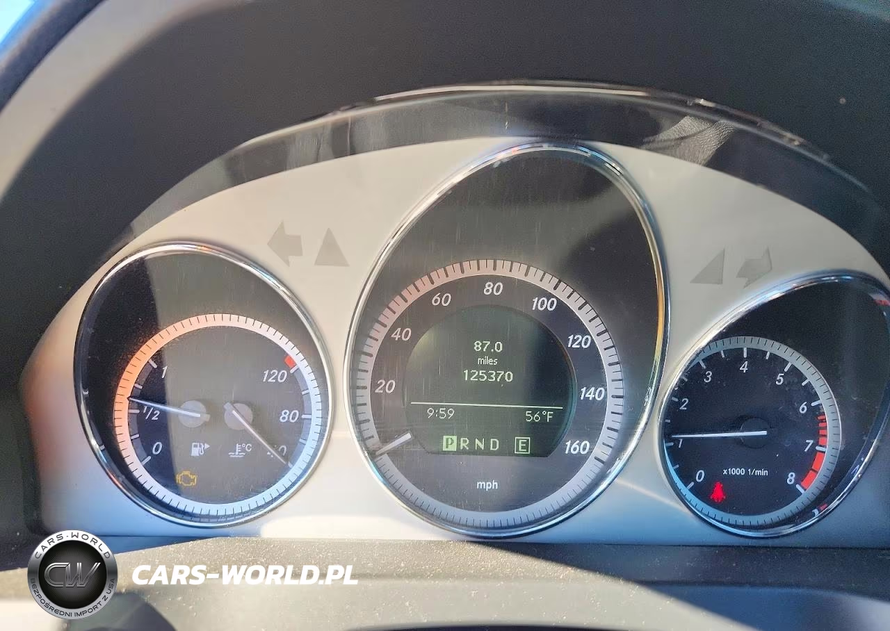 2011 Mercedes-Benz C 300 4Matic VIN:WDDGF8BB5BR139748 - 9