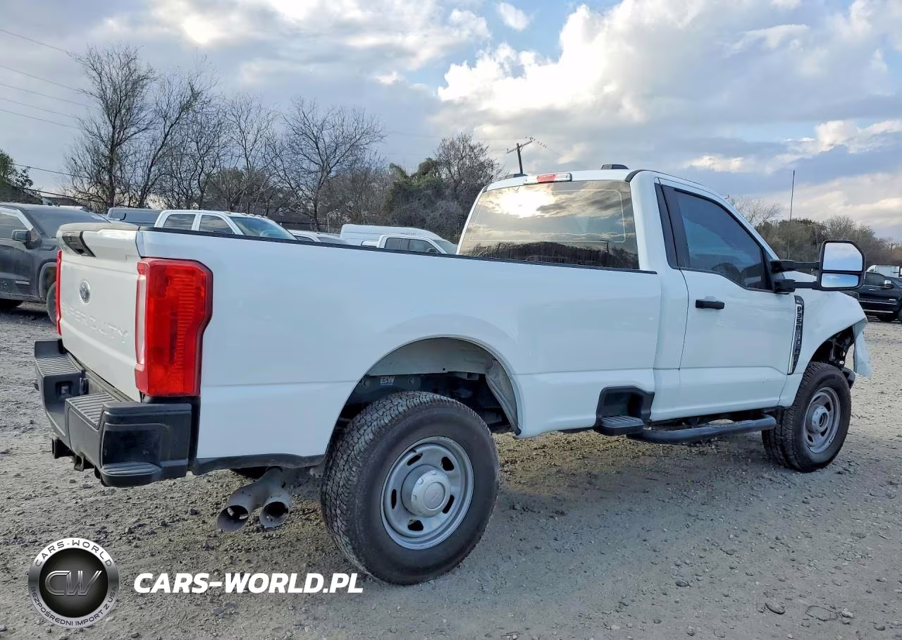 2024 Ford F350 Super Duty VIN:1FTRF3BT3REE19460 - 3