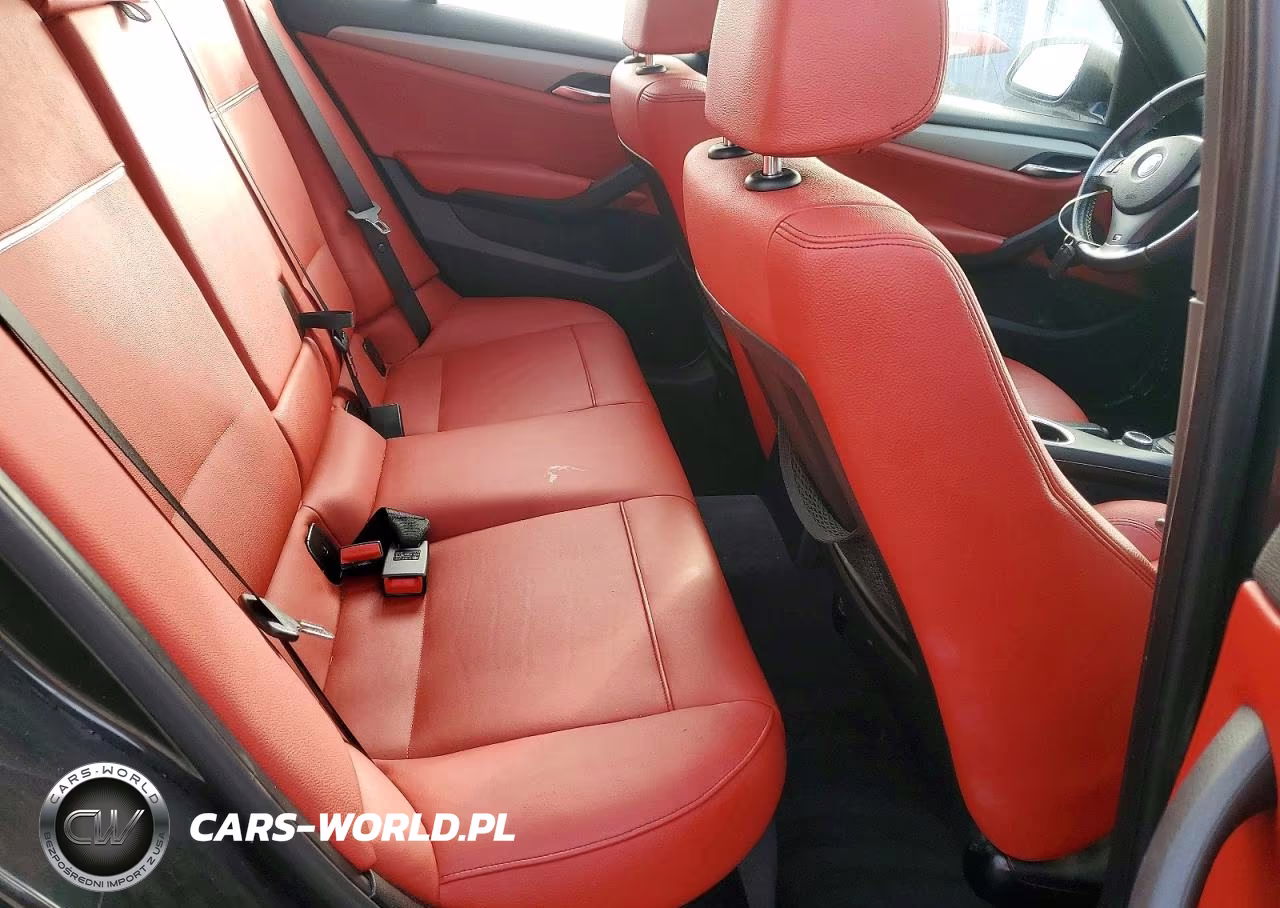 2015 BMW X1 xDrive35I VIN:WBAVM5C58FVV94991 - 10
