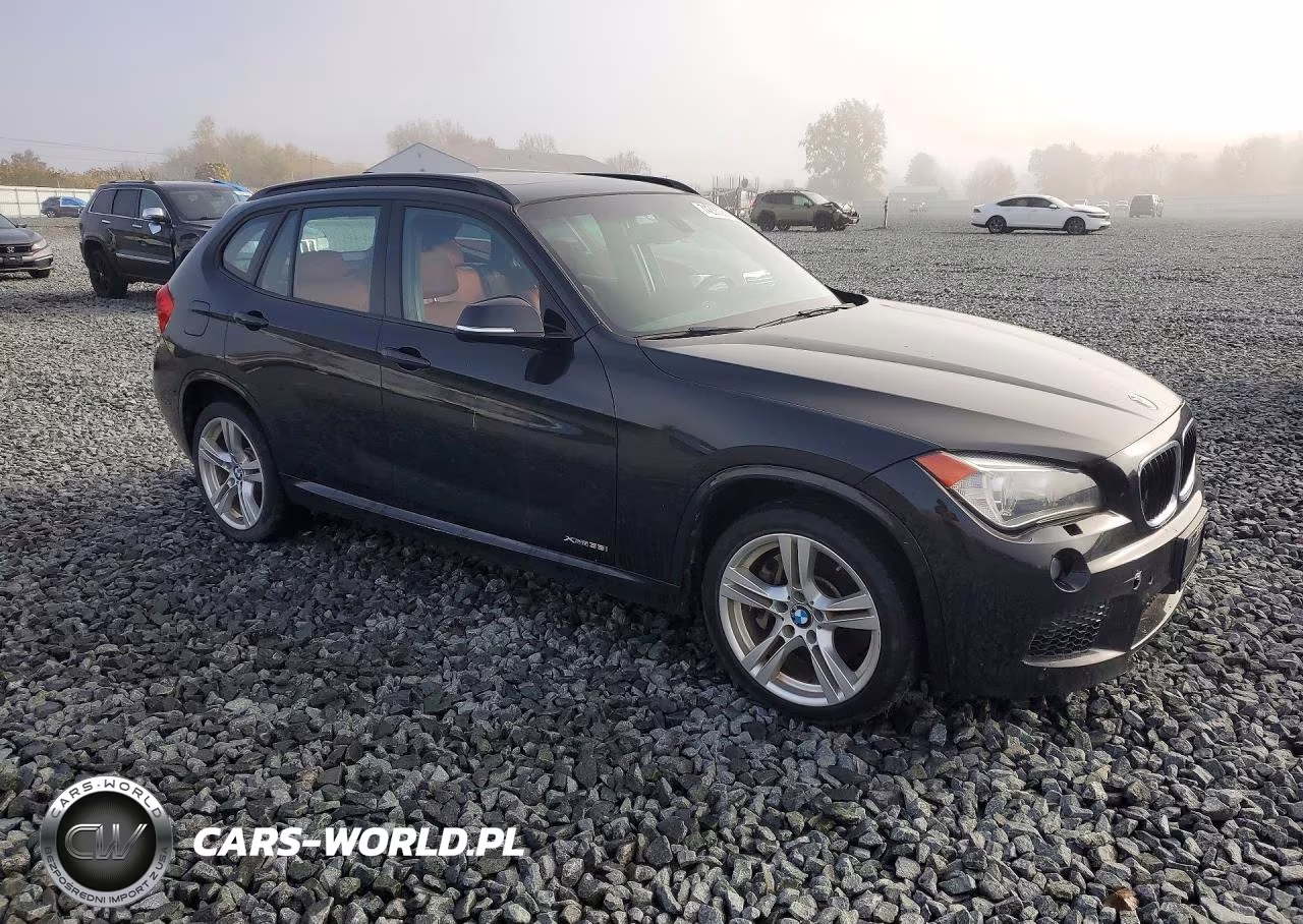 2015 BMW X1 xDrive35I VIN:WBAVM5C58FVV94991 - 4