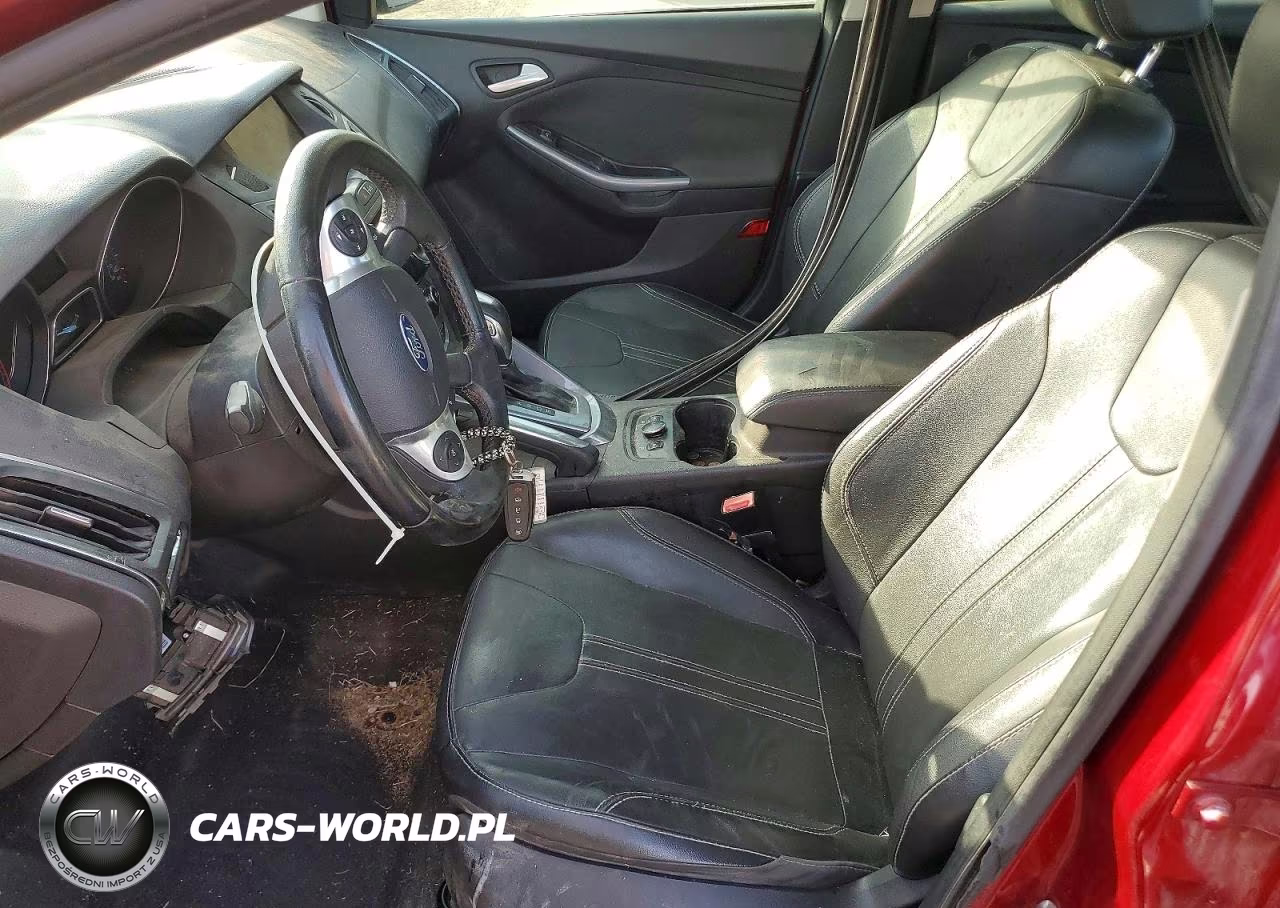 2013 Ford Focus Titanium VIN:1FADP3J20DL270970 - 7