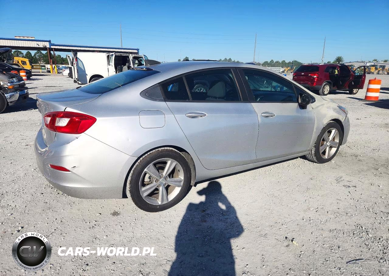 2016 Chevrolet Cruze Ls VIN:1G1BC5SM1G7255621 - 3