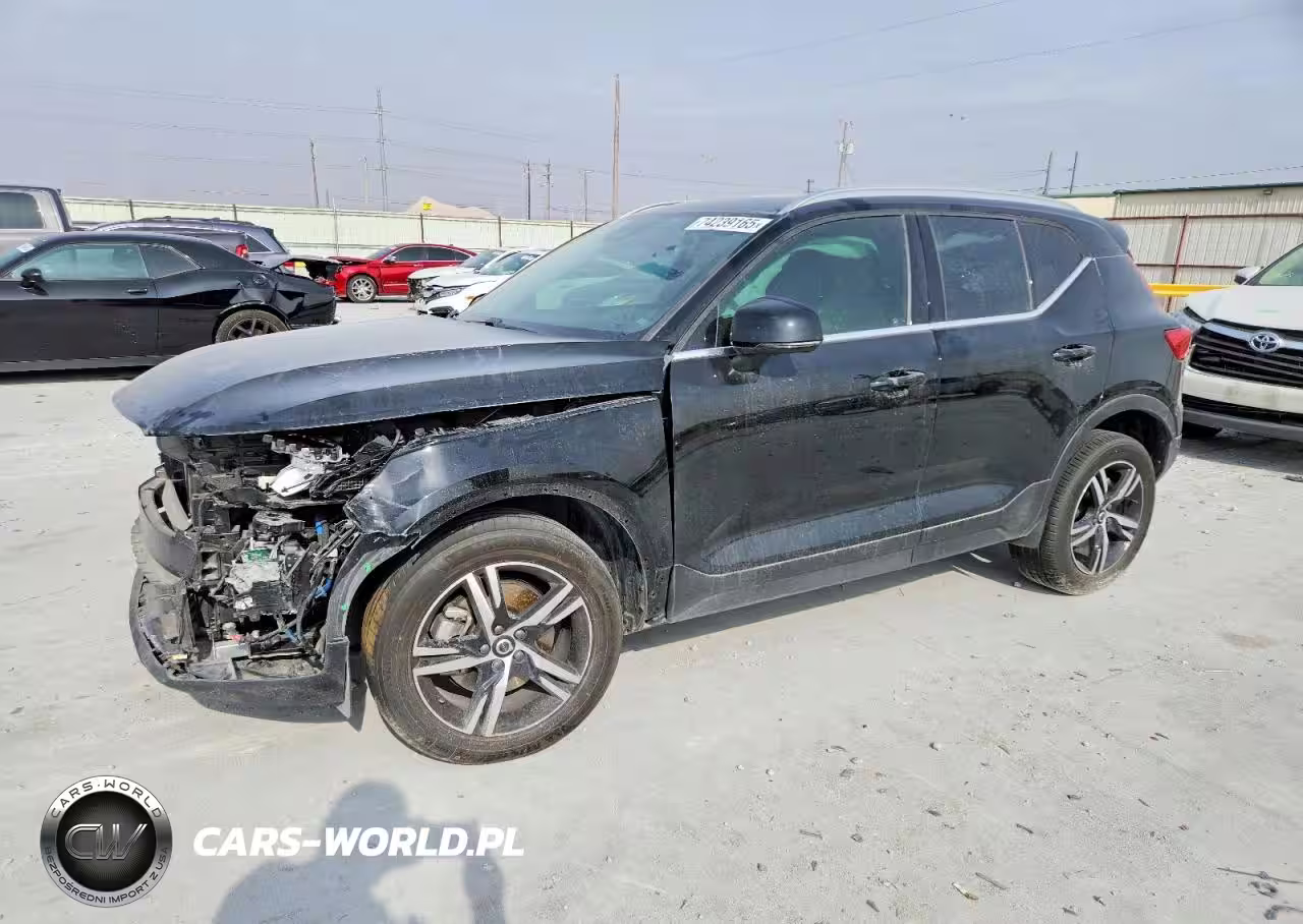 2023 Volvo Xc40 Plus