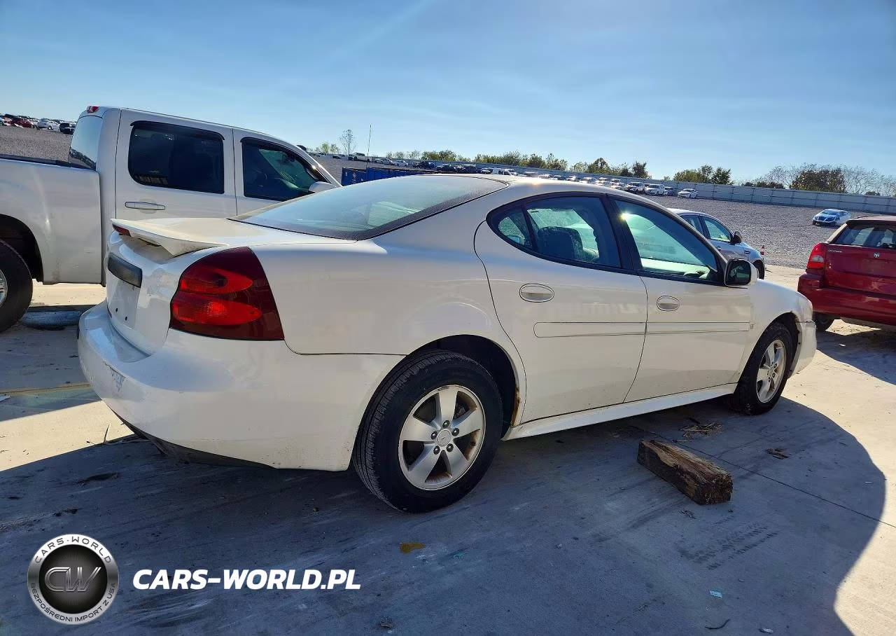2008 Pontiac Grand Prix VIN:2G2WP552581153507 - 3