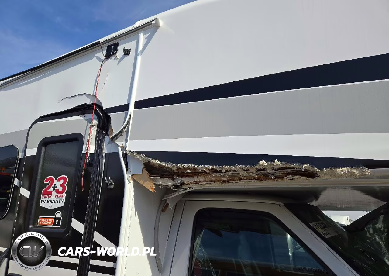 2027 Entegra Odyssey Rv VIN:1FDXE4FN6VDD12135 - 9