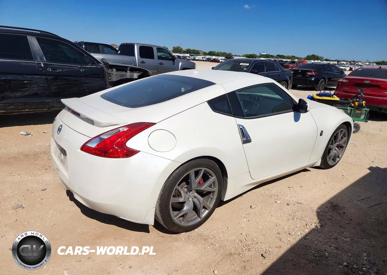 2017 Nissan 370Z Sport Tech VIN:JN1AZ4EH0HM955078 - 3