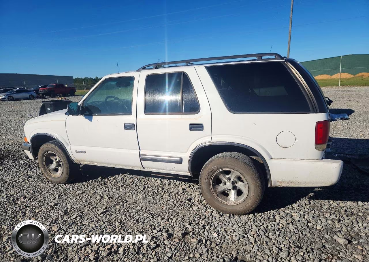 2001 Chevrolet Blazer VIN:1GNCS13W112200718 - 2