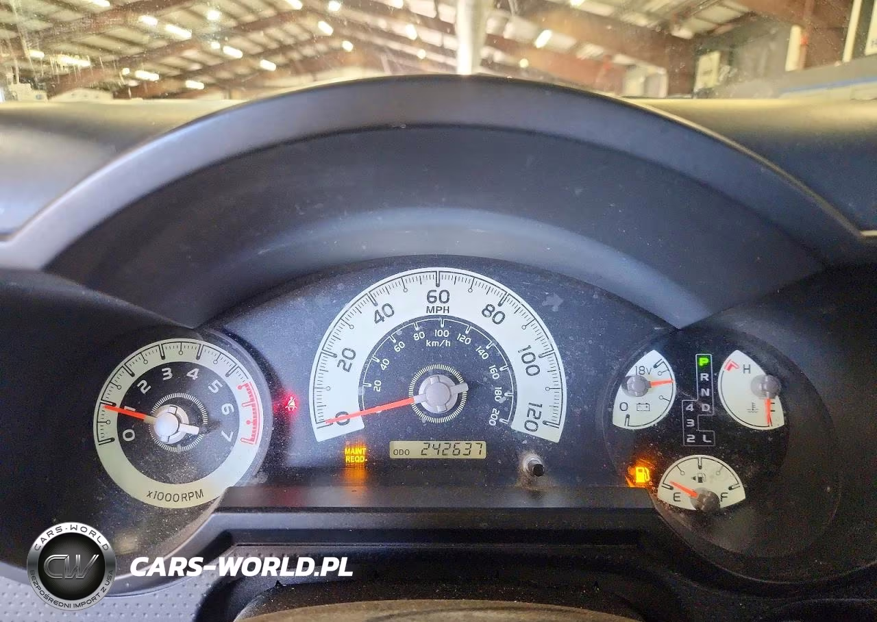 2007 Toyota Fj Cruiser Base VIN:JTEBU11F870026633 - 9