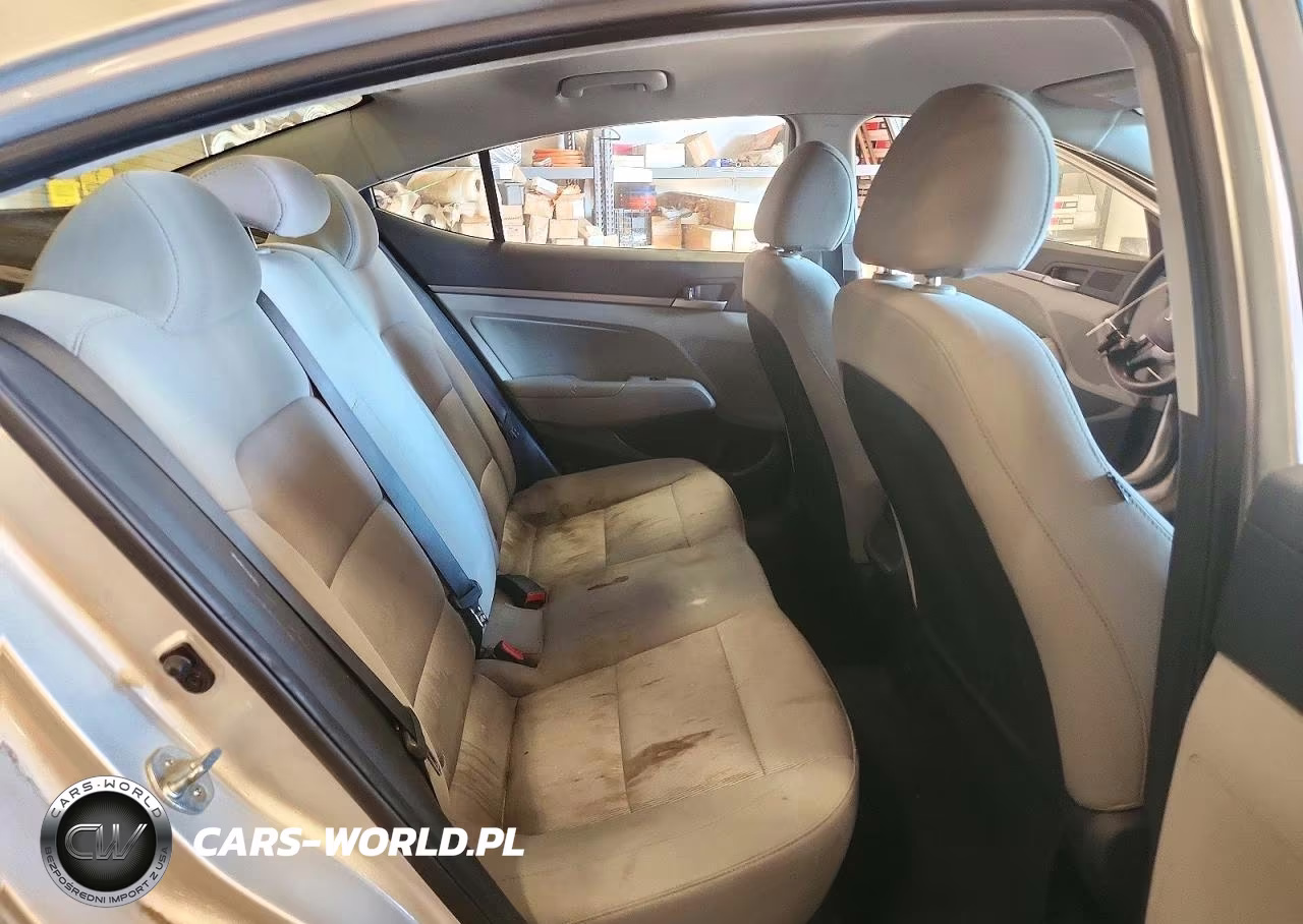 2018 Hyundai Elantra Sel VIN:5NPD84LF3JH226751 - 10