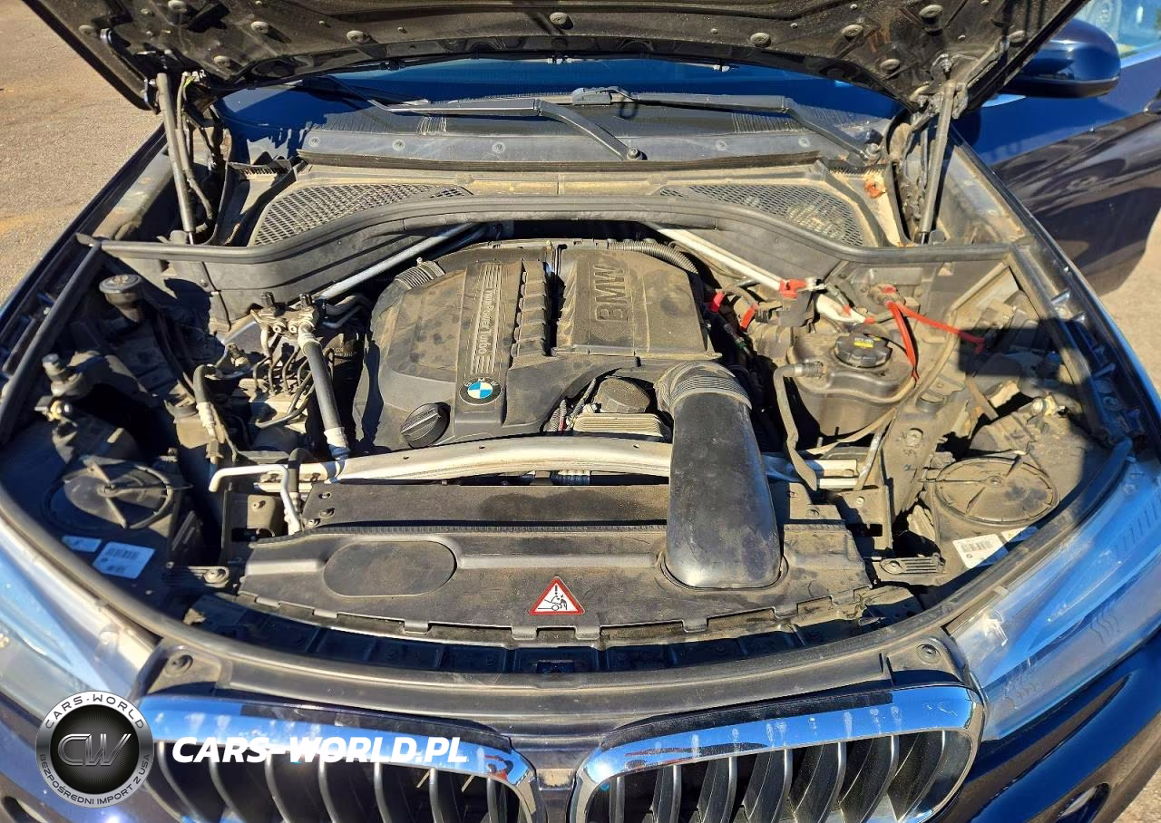 2015 BMW X5 xDrive35I VIN:5UXKR0C5XF0K70124 - 11
