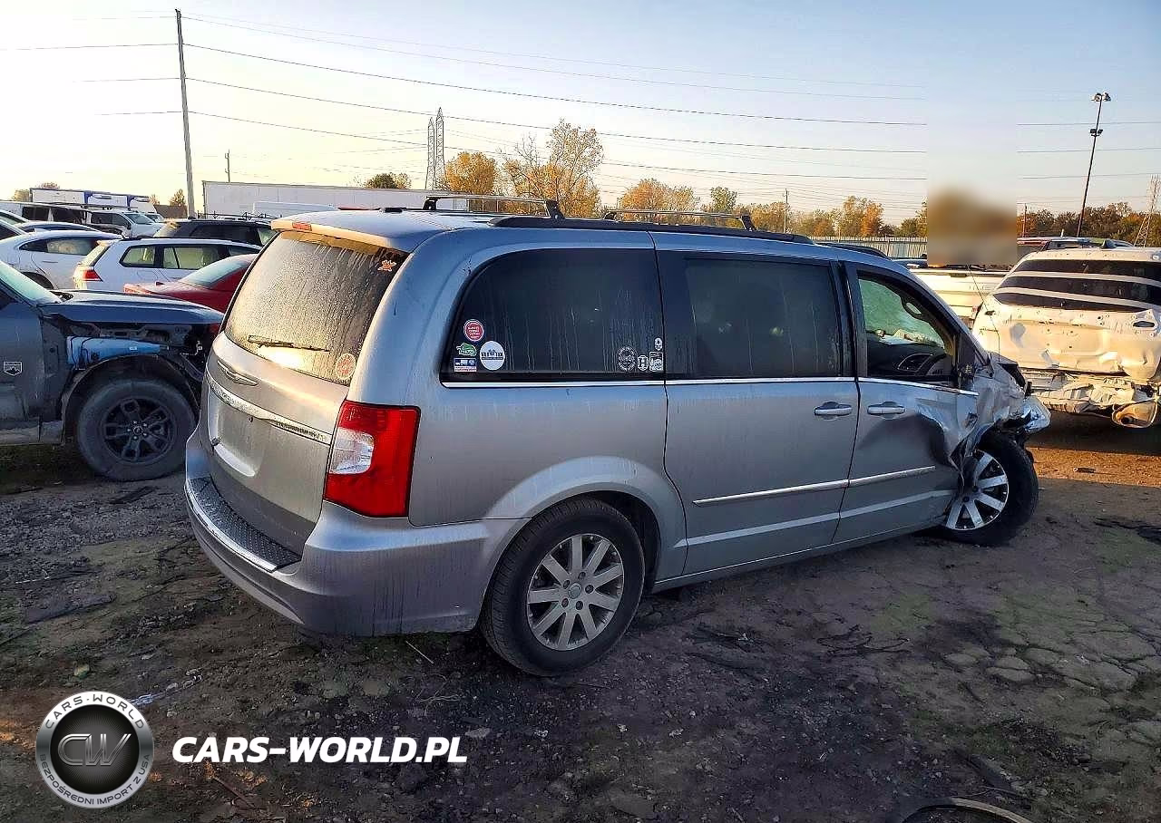 2014 Chrysler Town & Country Touring VIN:2C4RC1BG6ER342788 - 3
