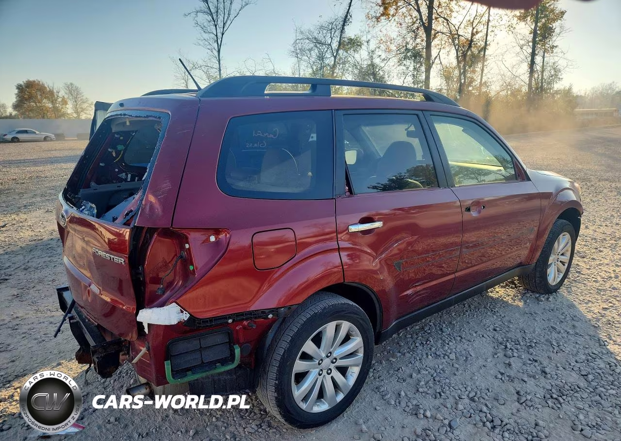 2012 Subaru Forester 2.5X Premium VIN:JF2SHBDC9CH434524 - 3