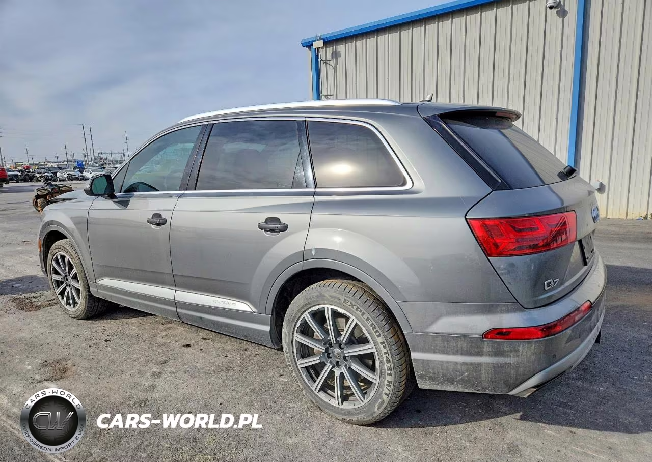 2017 Audi Q7 Premium Plus VIN:WA1LAAF70HD030490 - 2