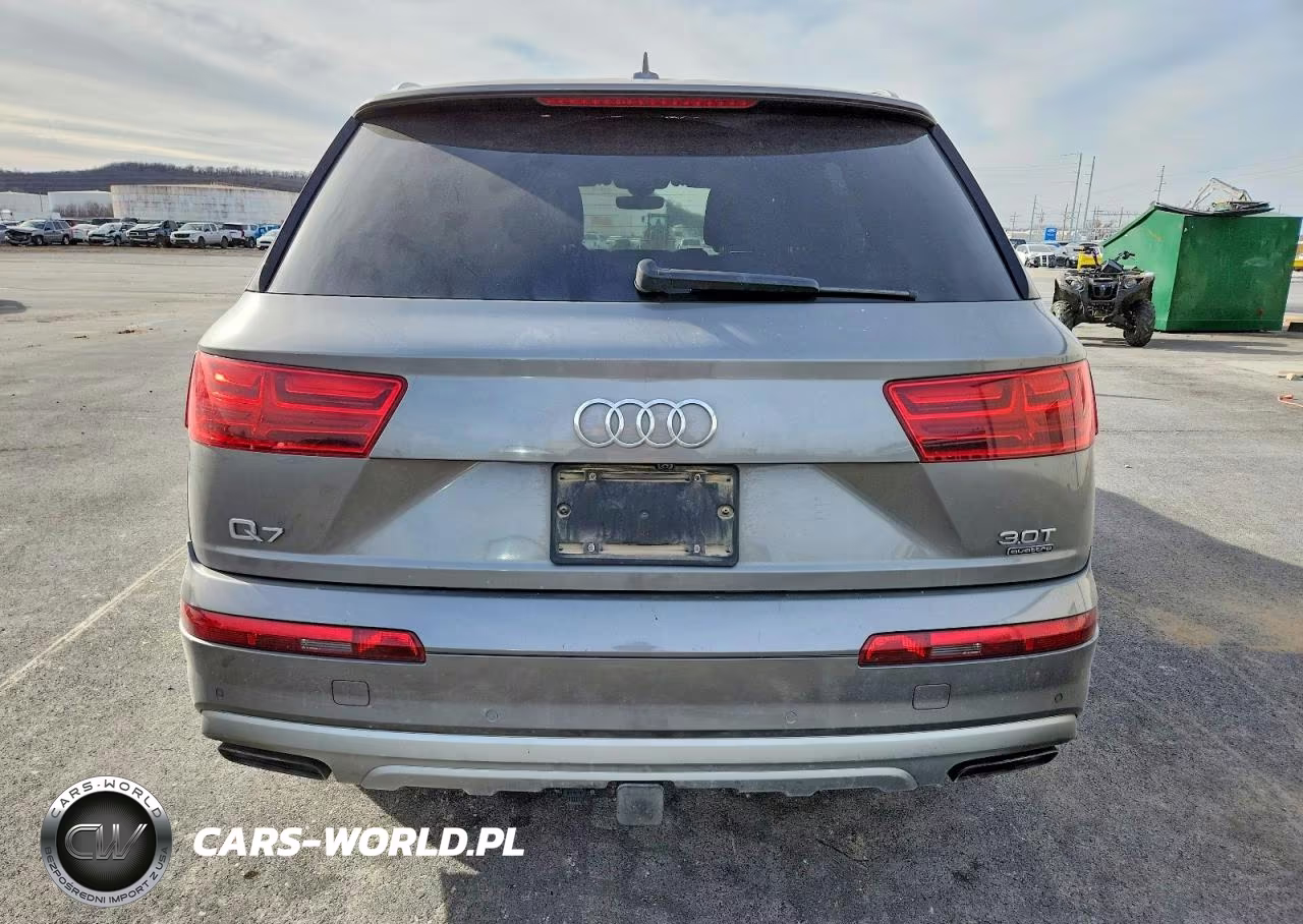 2017 Audi Q7 Premium Plus VIN:WA1LAAF70HD030490 - 6