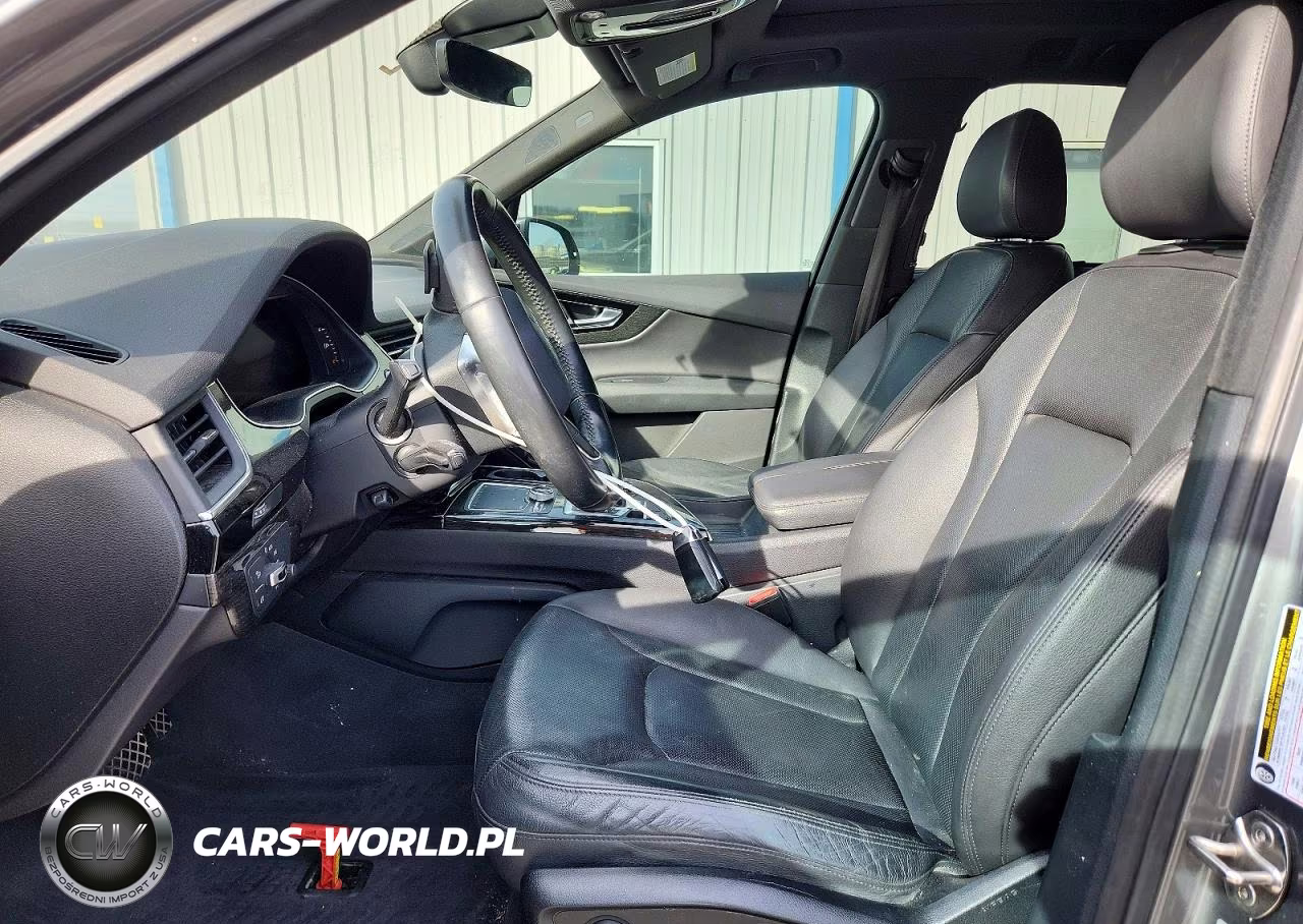 2017 Audi Q7 Premium Plus VIN:WA1LAAF70HD030490 - 7
