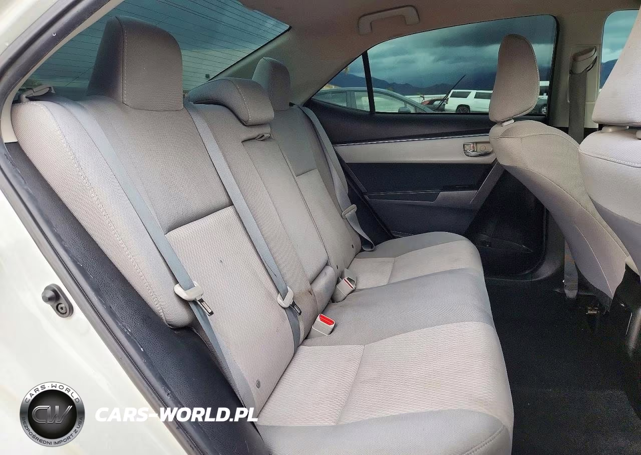 2015 Toyota Corolla Le Plus VIN:5YFBURHE4FP265732 - 10