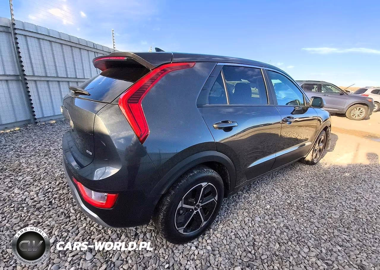 2026 Kia Niro Lx VIN:KNDCP3LE9T5331233 - 3