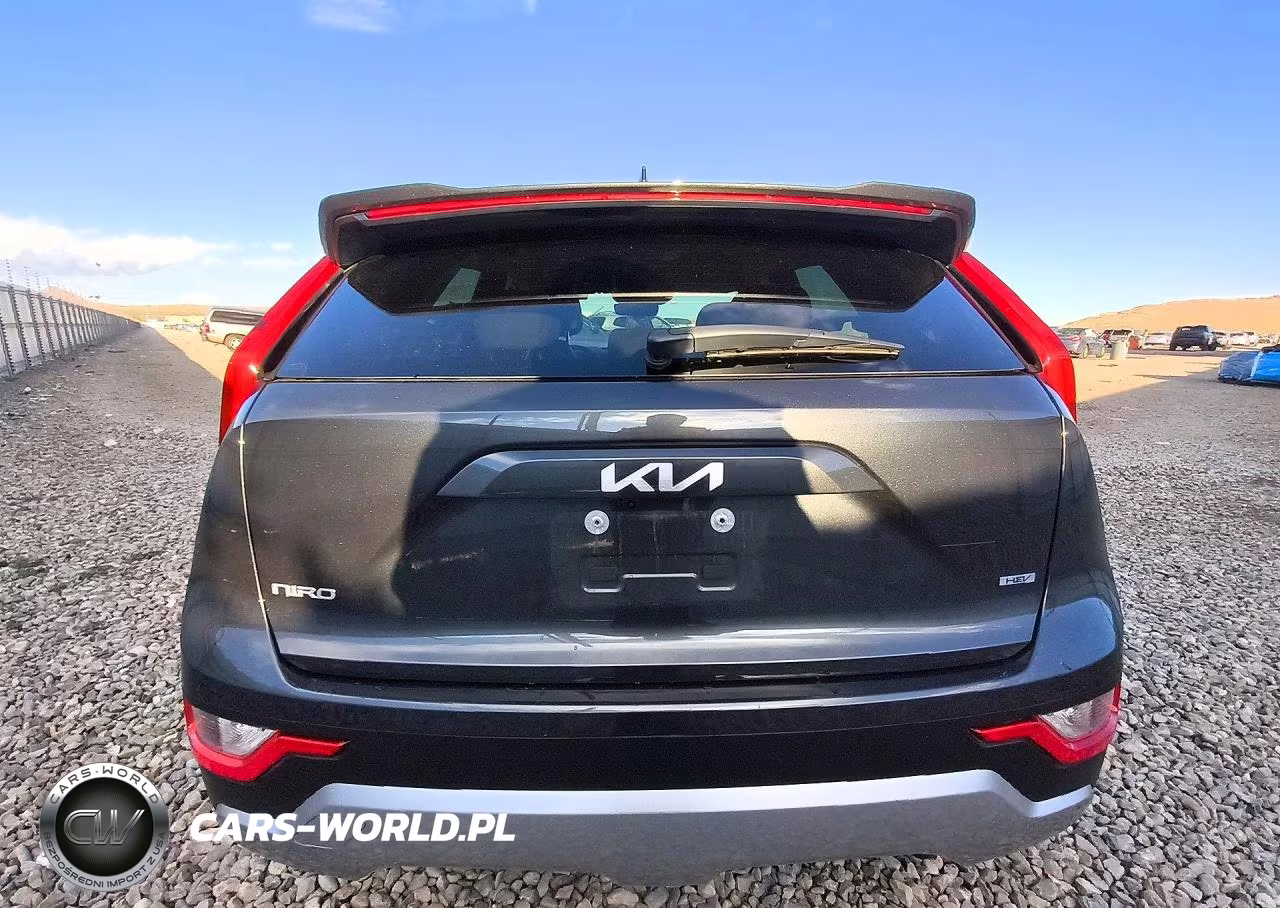 2026 Kia Niro Lx VIN:KNDCP3LE9T5331233 - 6