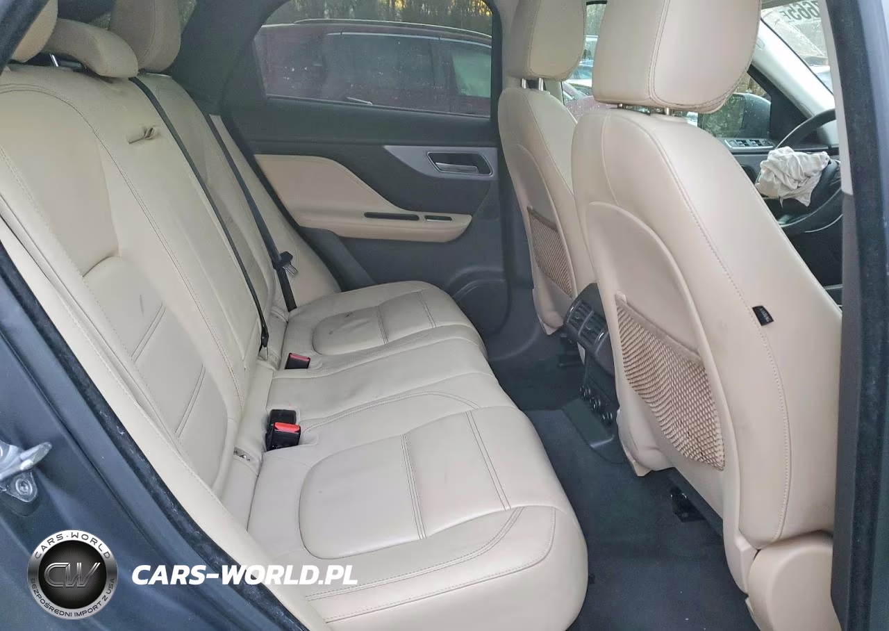 2017 Jaguar F-Pace Prestige VIN:SADCK2BN2HA084926 - 11
