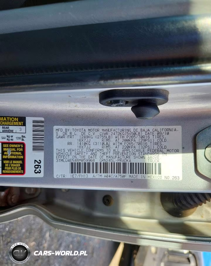2011 Toyota Tacoma V6 VIN:3TMLU4EN4BM059968 - 12