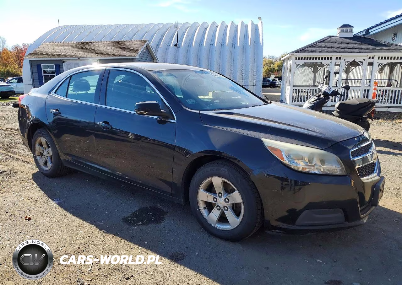 2013 Chevrolet Malibu 1Lt VIN:1G11C5SA2DU125281 - 4