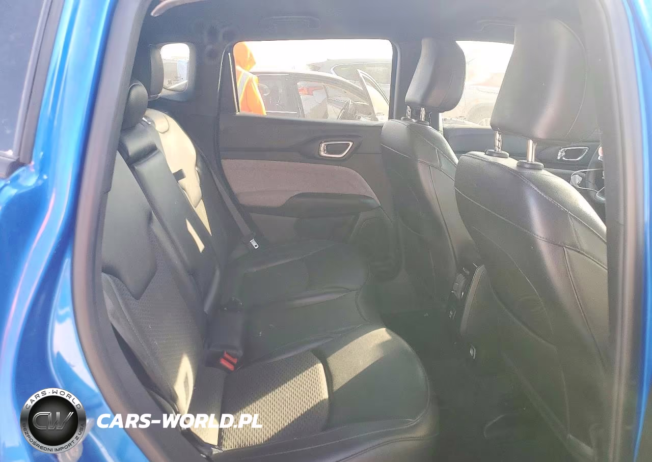 2024 Jeep Compass Latitude VIN:3C4NJDBN6RT118833 - 11