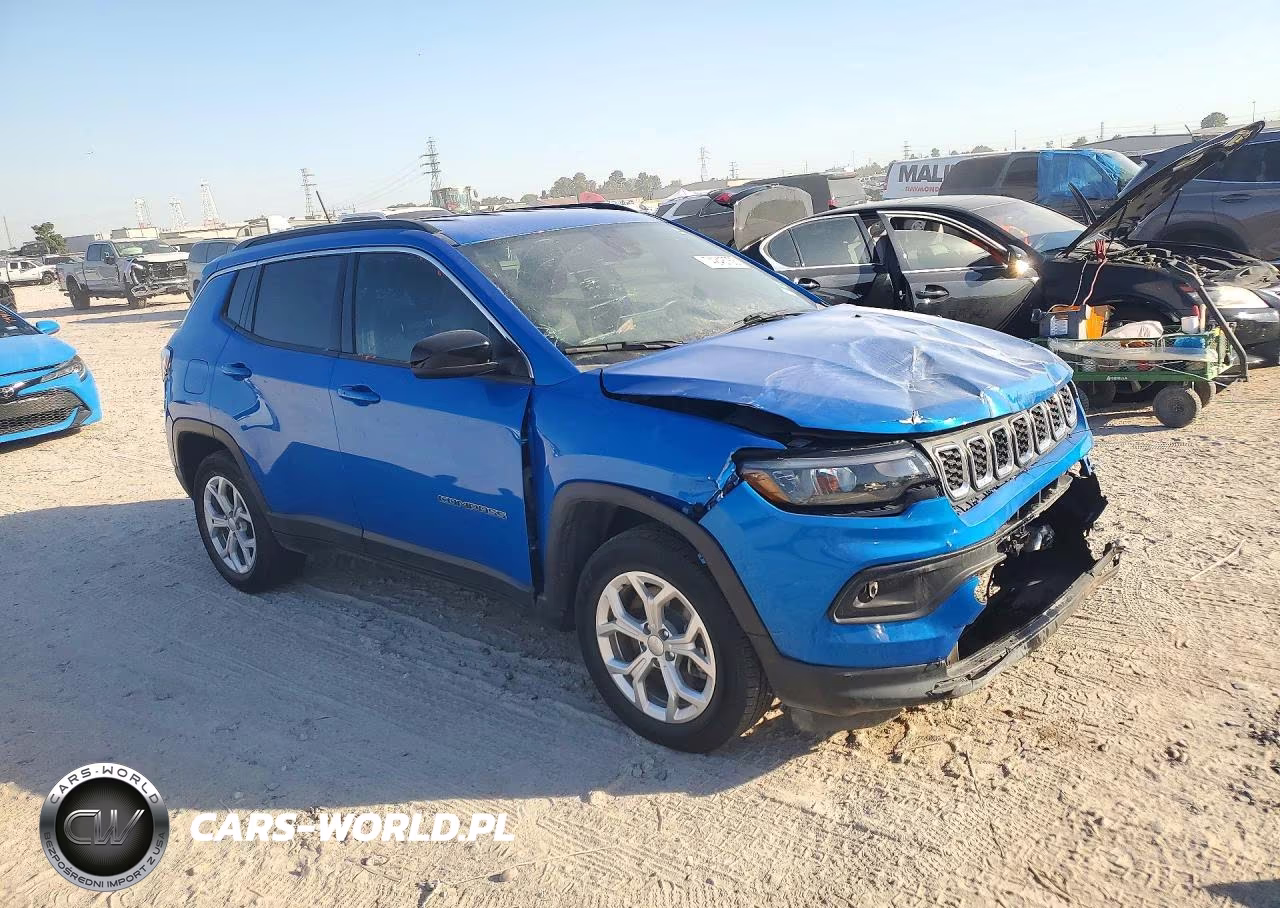 2024 Jeep Compass Latitude VIN:3C4NJDBN6RT118833 - 4
