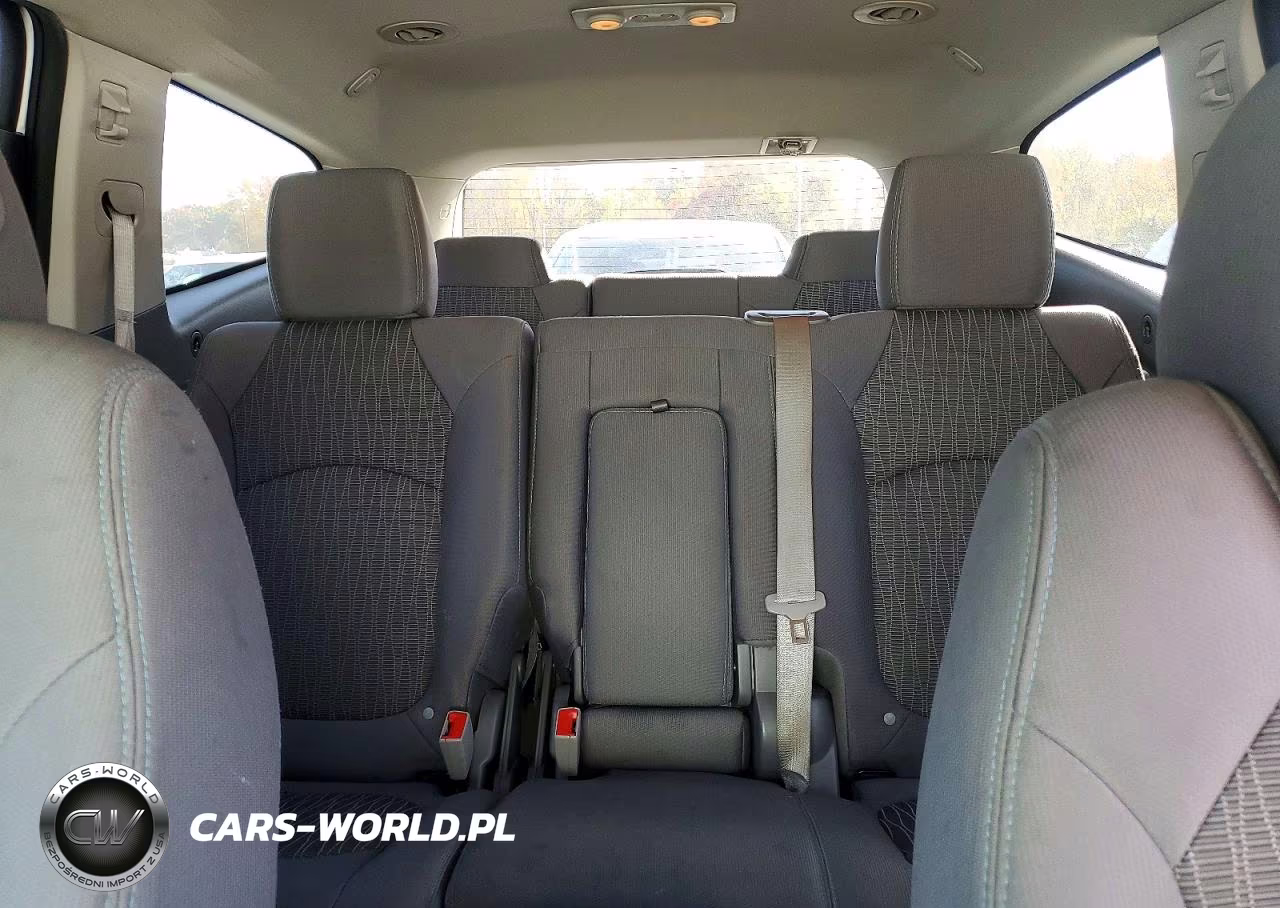 2017 Chevrolet Traverse Ls VIN:1GNKRFED0HJ153617 - 10
