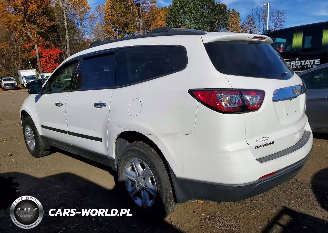 2017 Chevrolet Traverse Ls VIN:1GNKRFED0HJ153617 - 2