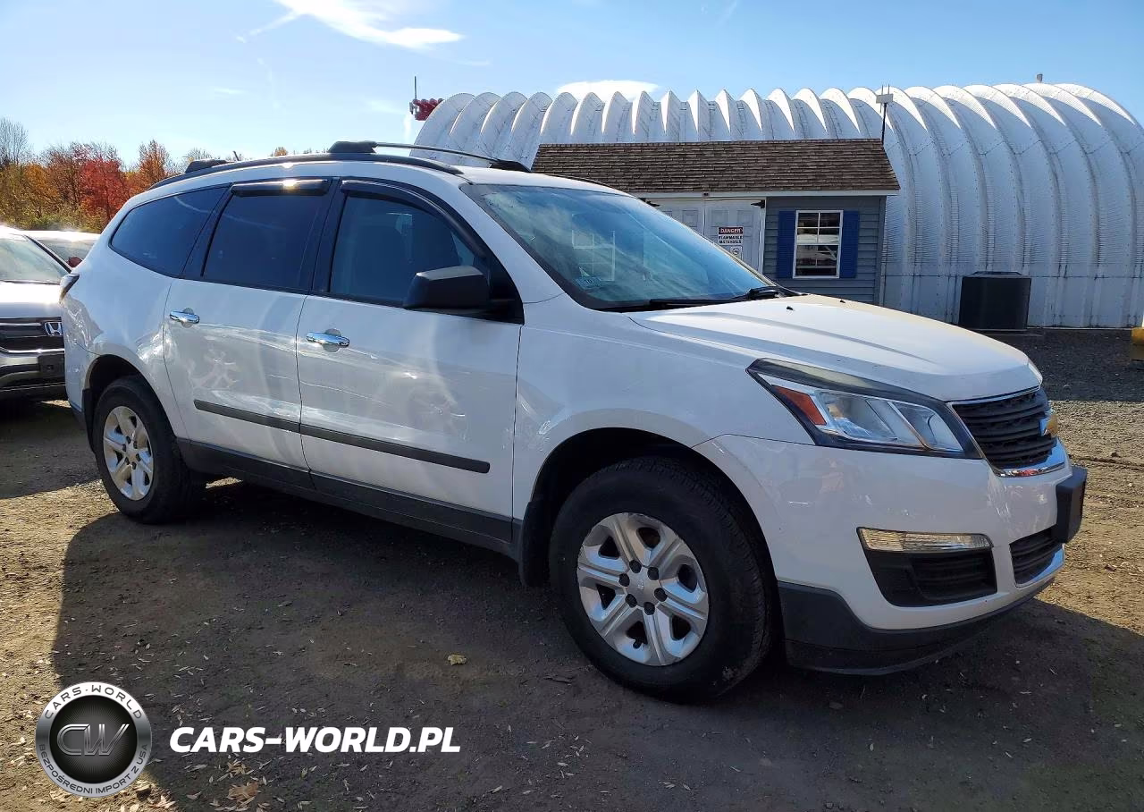 2017 Chevrolet Traverse Ls VIN:1GNKRFED0HJ153617 - 4