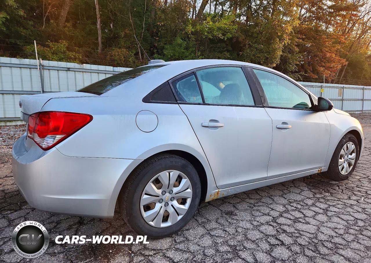 2016 Chevrolet Cruze Limited Ls VIN:1G1PC5SG0G7205258 - 3