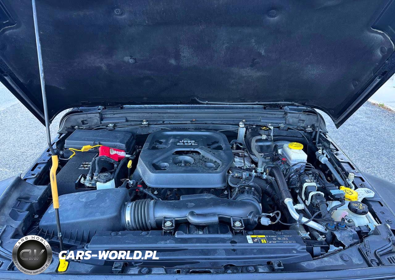 2020 Jeep Wrangler Unlimited Sport VIN:1C4HJXDN5LW163372 - 7