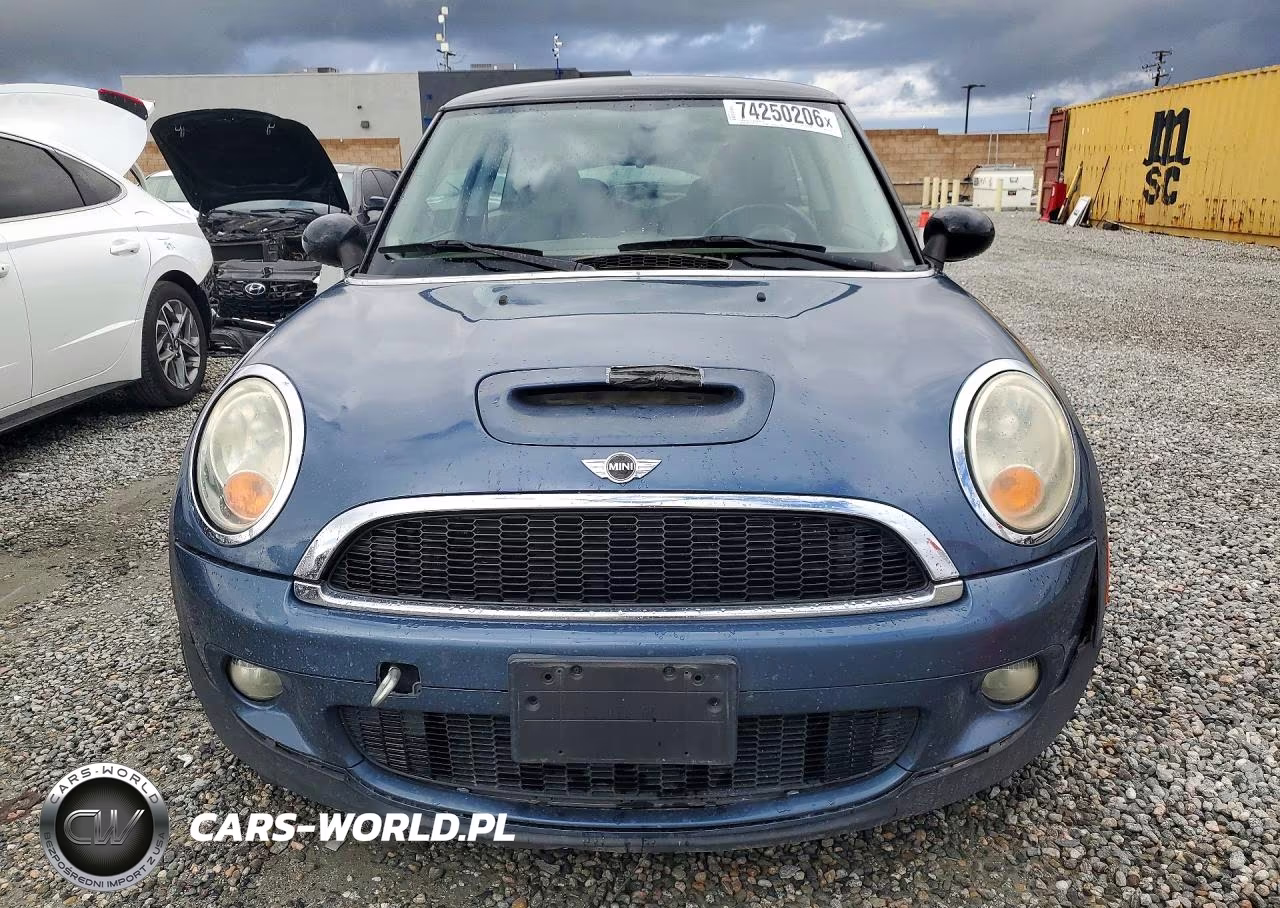 2010 Mini Cooper S VIN:WMWMF7C56ATZ34743 - 5