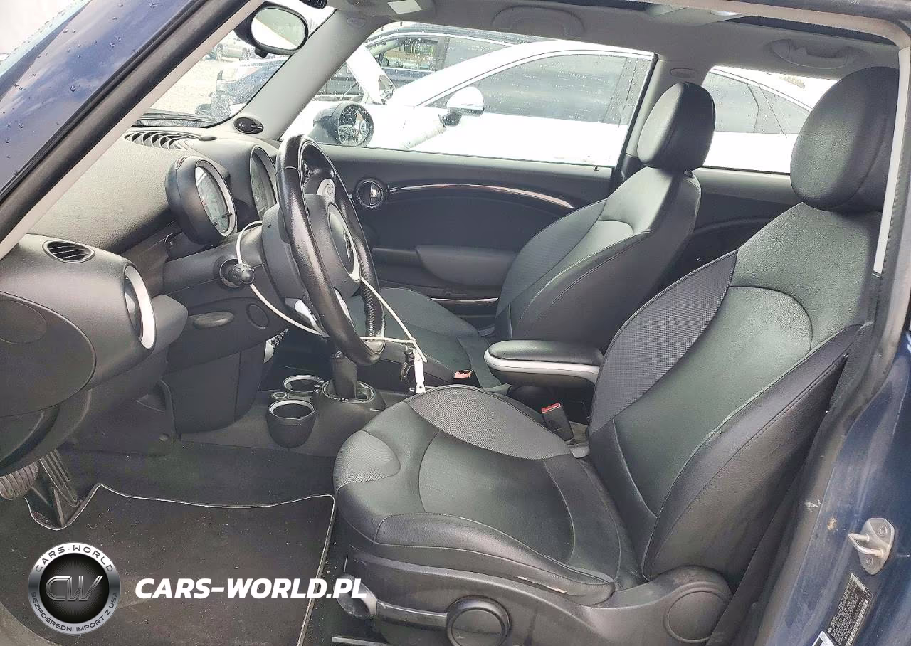 2010 Mini Cooper S VIN:WMWMF7C56ATZ34743 - 7