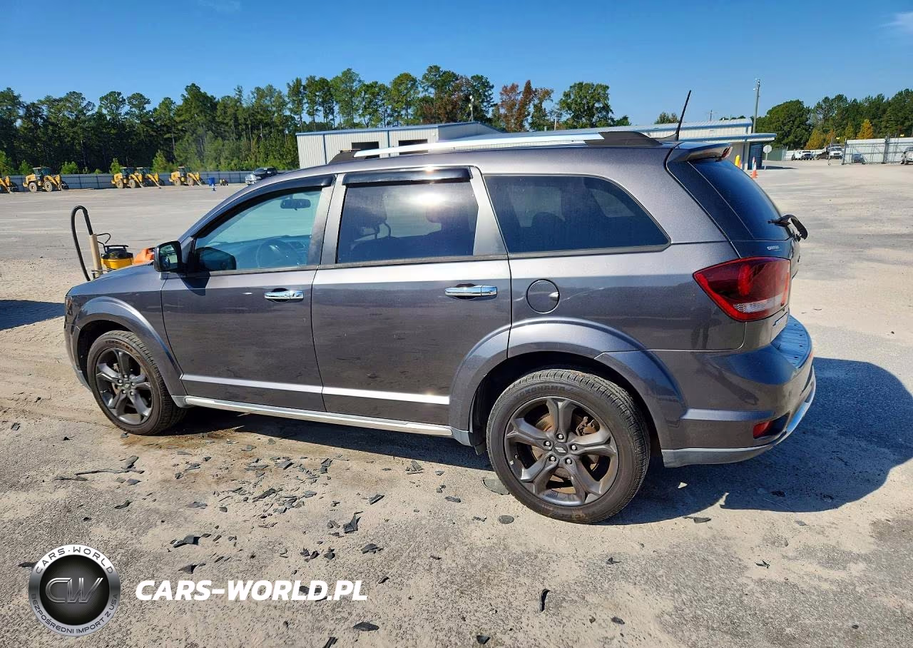 2018 Dodge Journey Crossroad VIN:3C4PDCGG9JT500704 - 2