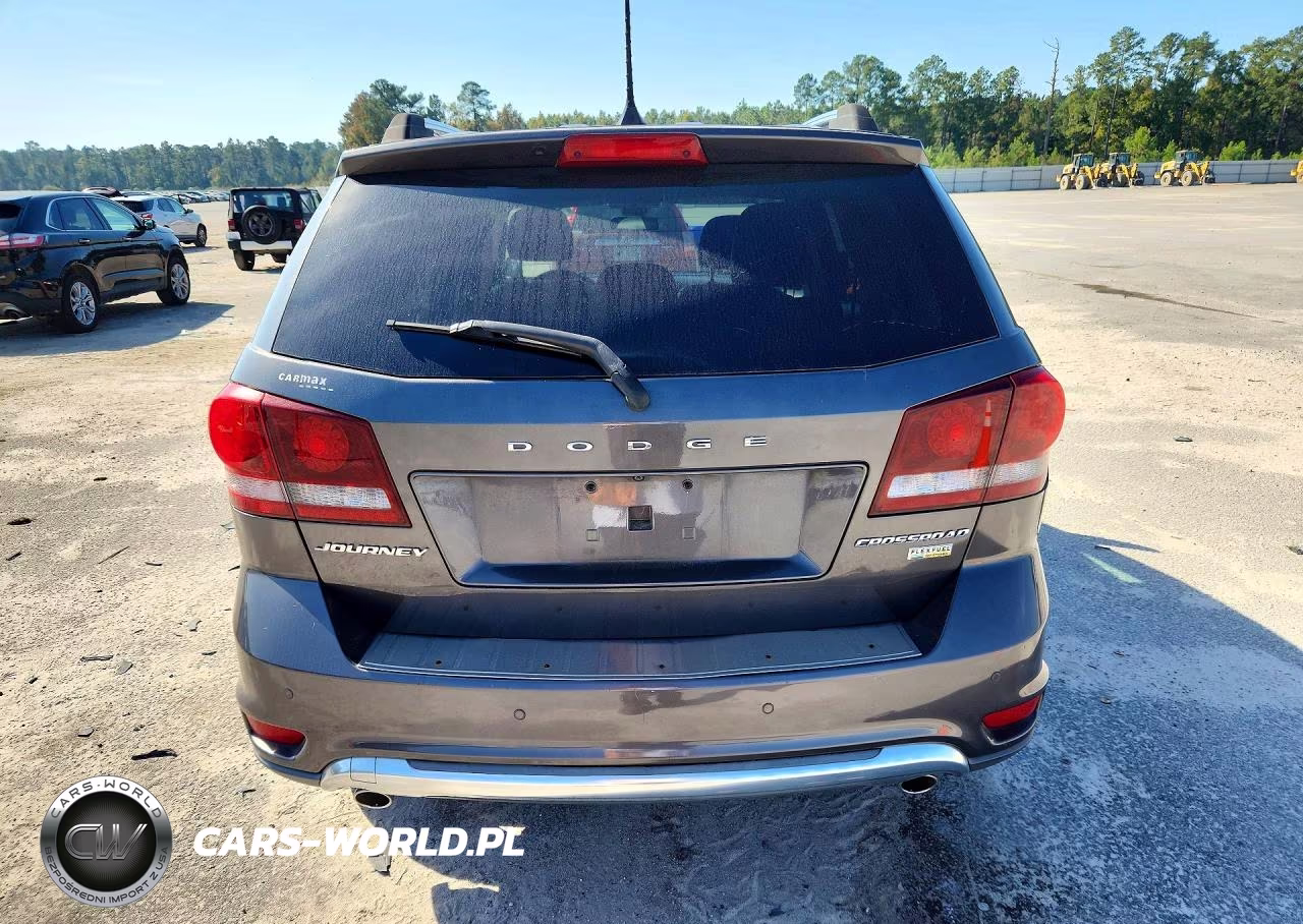 2018 Dodge Journey Crossroad VIN:3C4PDCGG9JT500704 - 6