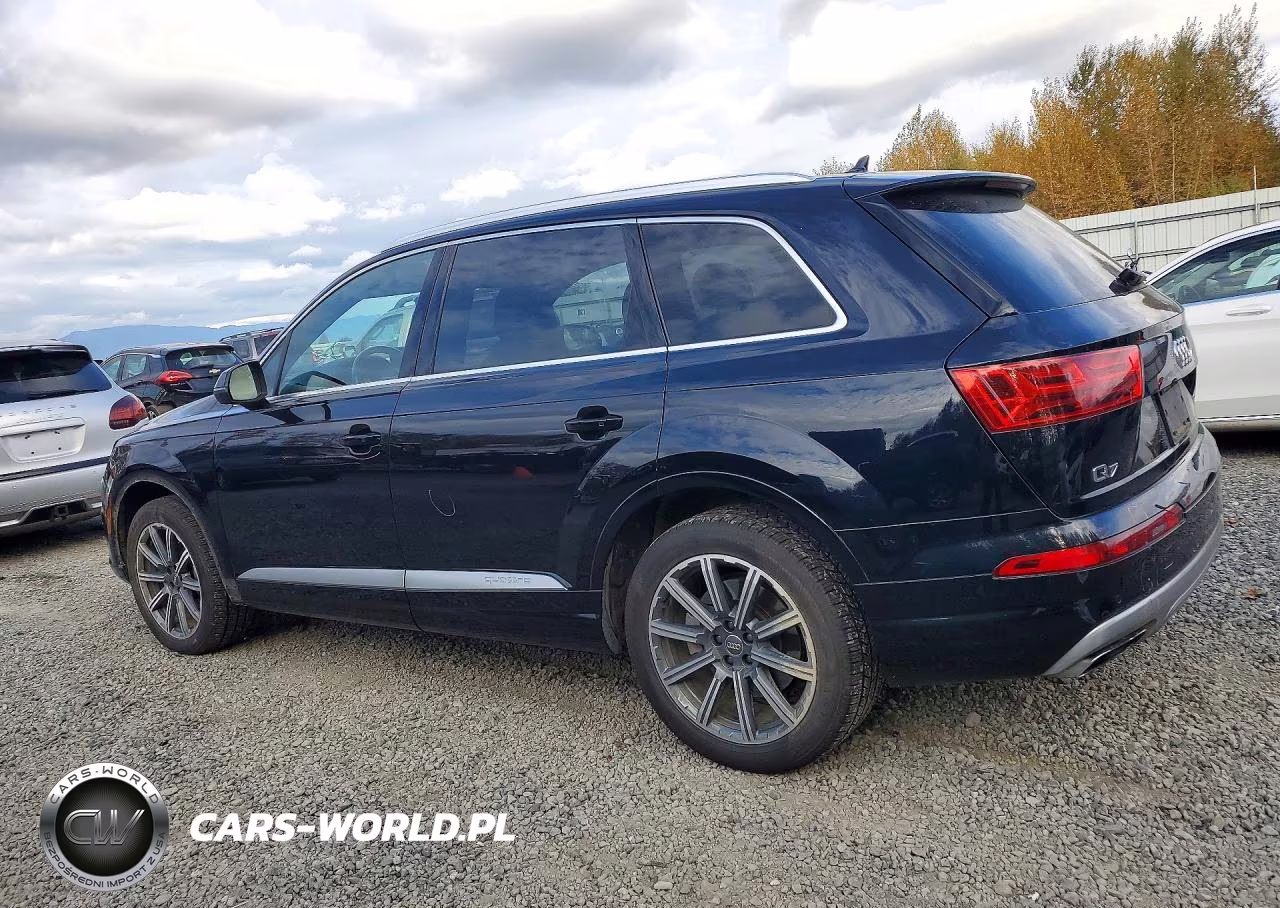 2017 Audi Q7 Premium Plus VIN:WA1LAAF79HD051810 - 2