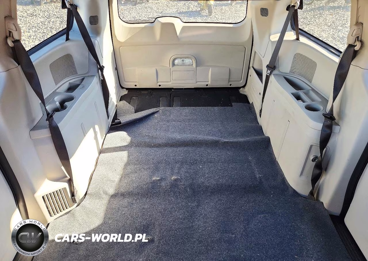 2019 Dodge Grand Caravan Sxt VIN:2C4RDGCG5KR772547 - 10