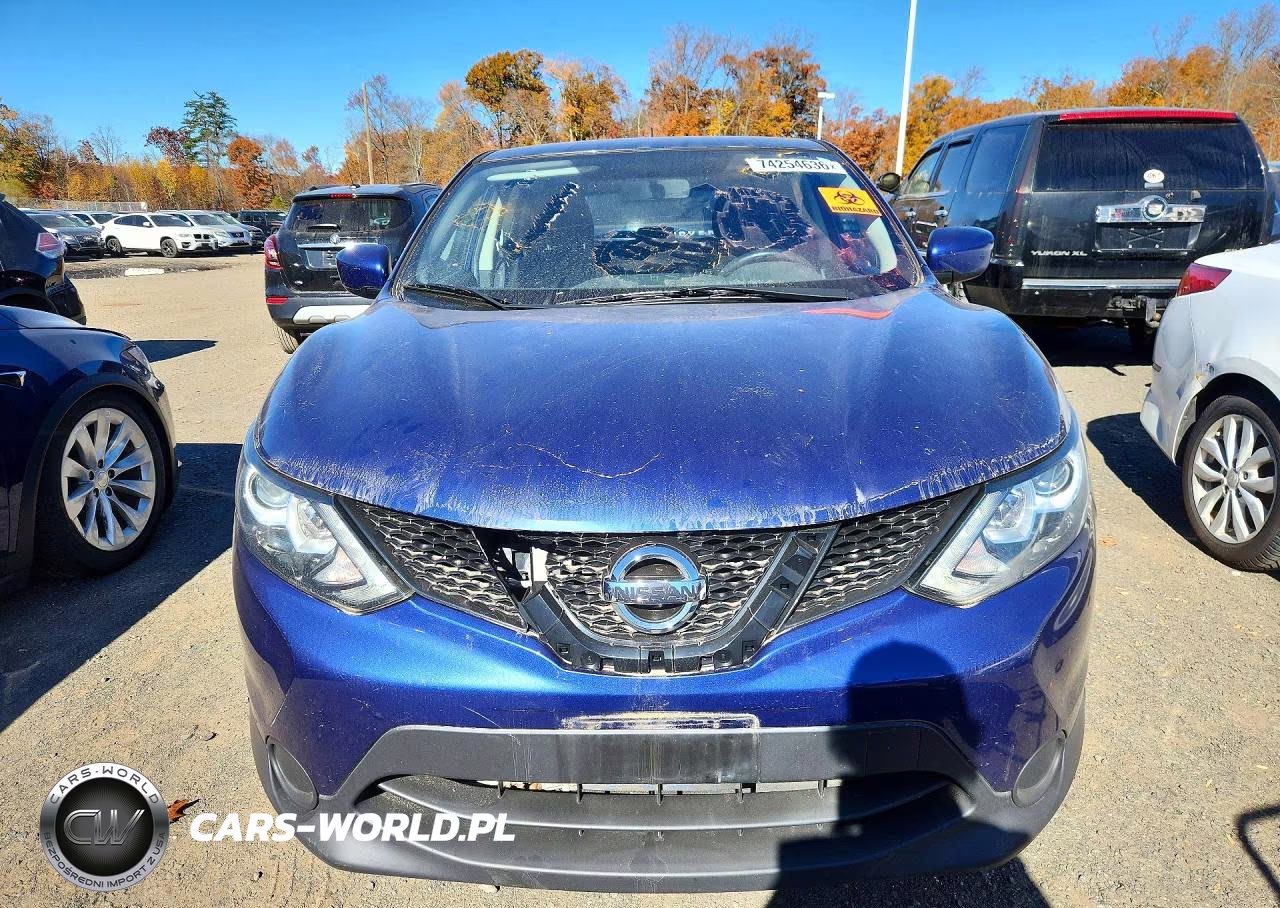 2017 Nissan Rogue Sport S VIN:JN1BJ1CR4HW111393 - 5