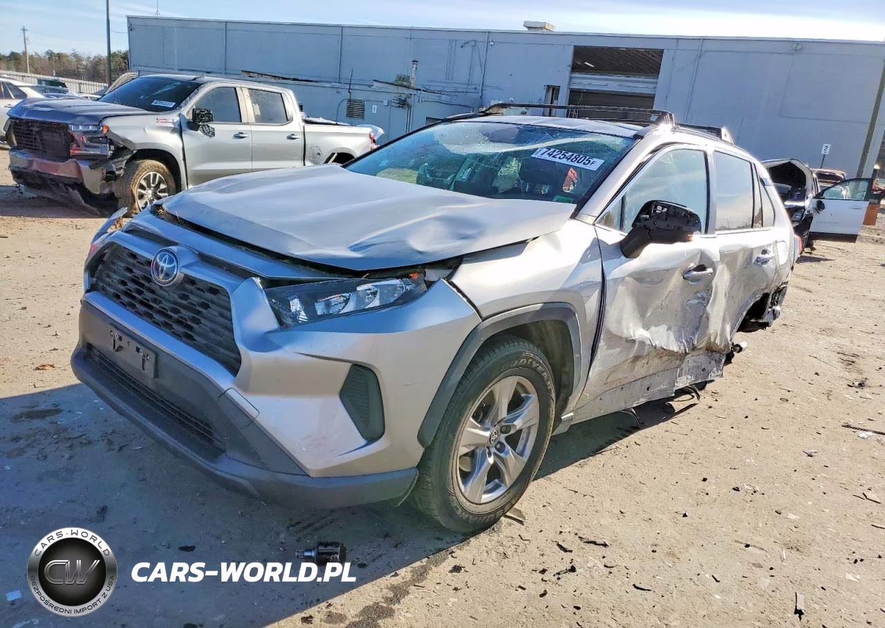 2022 Toyota Rav4 Le – zdjęcie 1 z 13