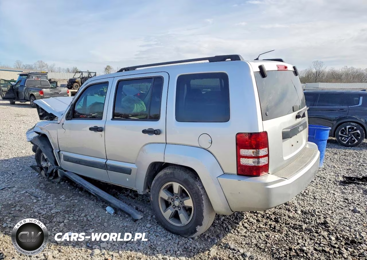 2008 Jeep Liberty Sport VIN:1J8GP28K18W190498 - 2