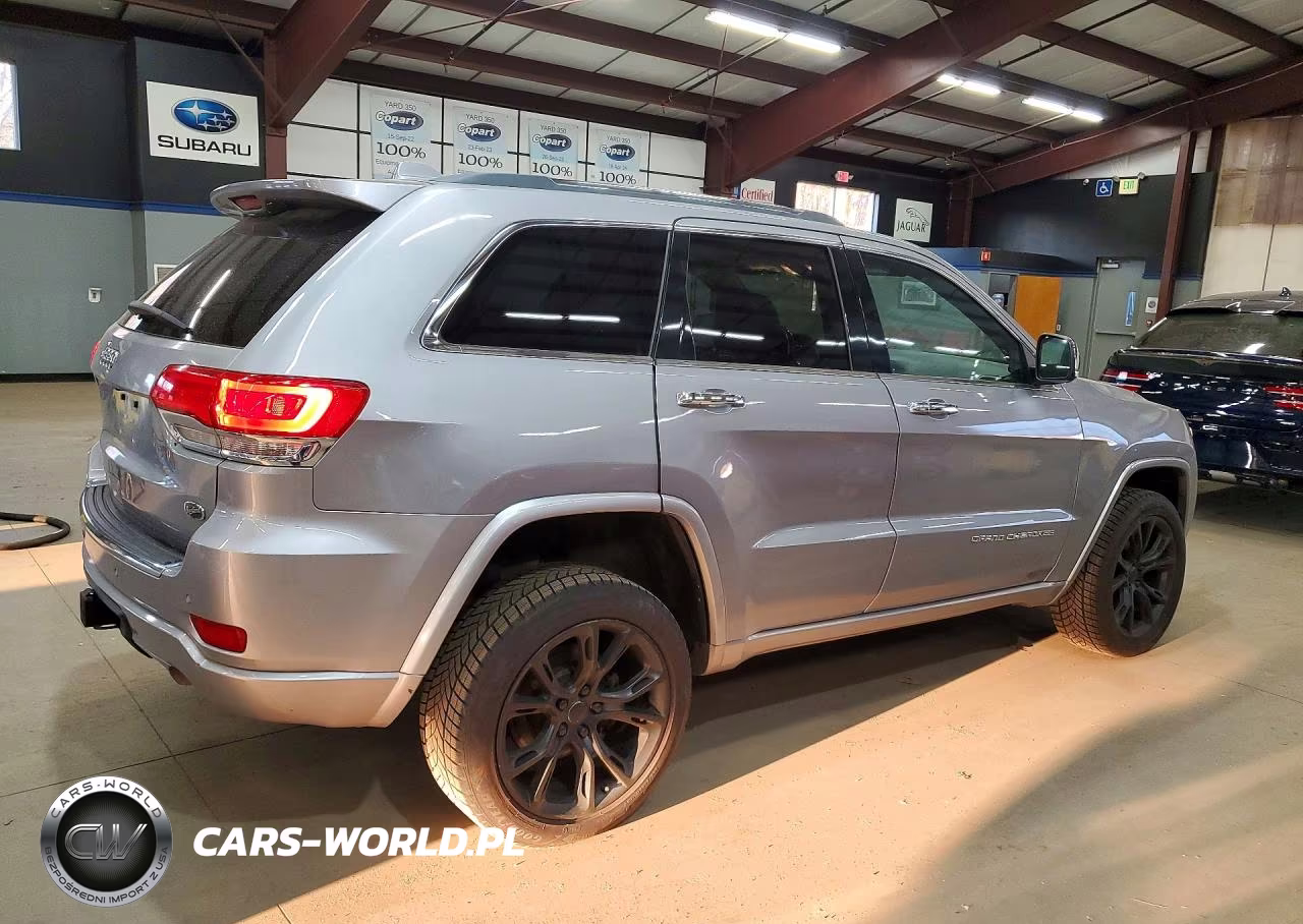 2015 Jeep Grand Cherokee Overland VIN:1C4RJFCG7FC814394 - 3