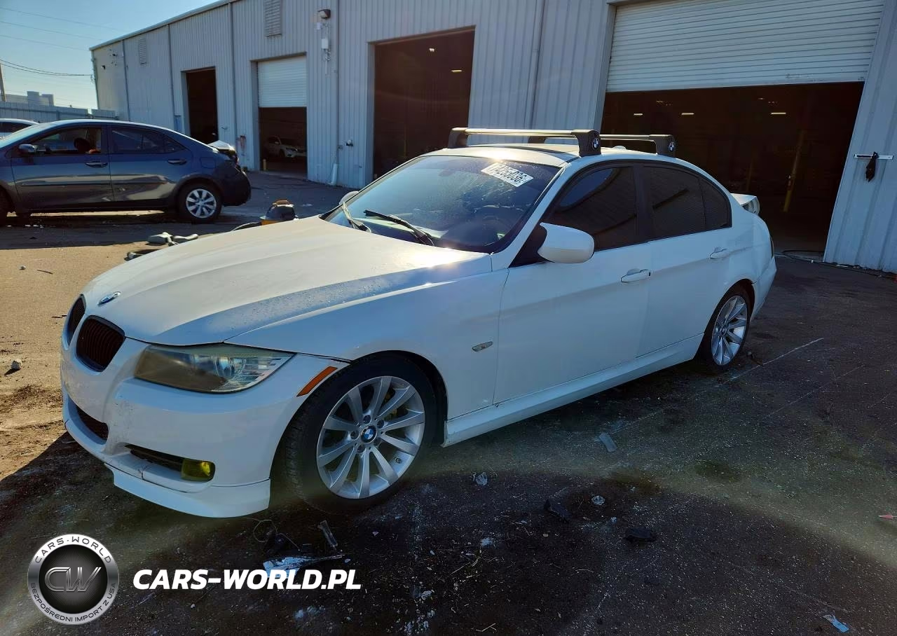 2011 BMW 328 I VIN:WBAPH7G50BNM58013 - 1