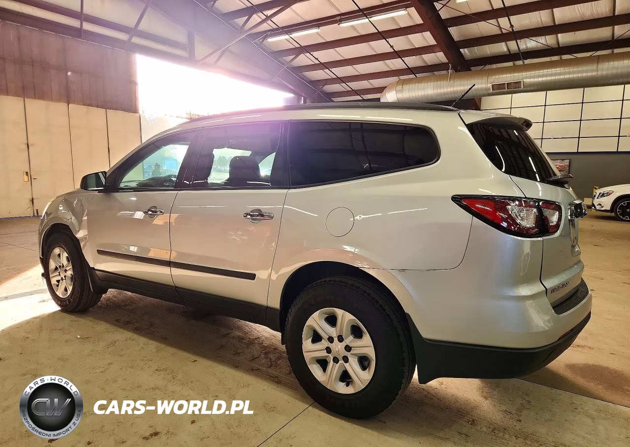 2017 Chevrolet Traverse Ls VIN:1GNKRFED9HJ327216 - 2