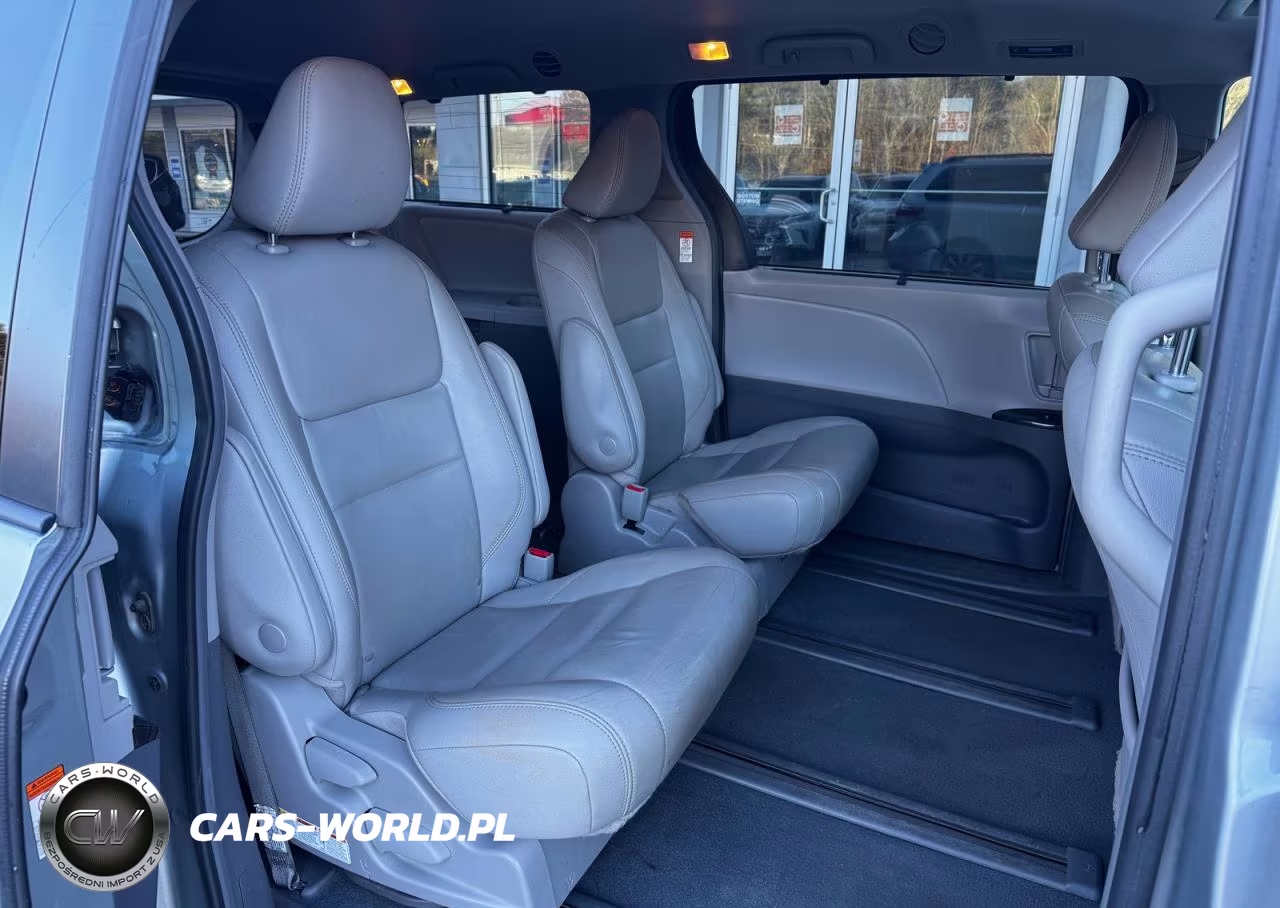 2019 Toyota Sienna Xle 7 Passenger VIN:5TDDZ3DCXKS227743 - 6