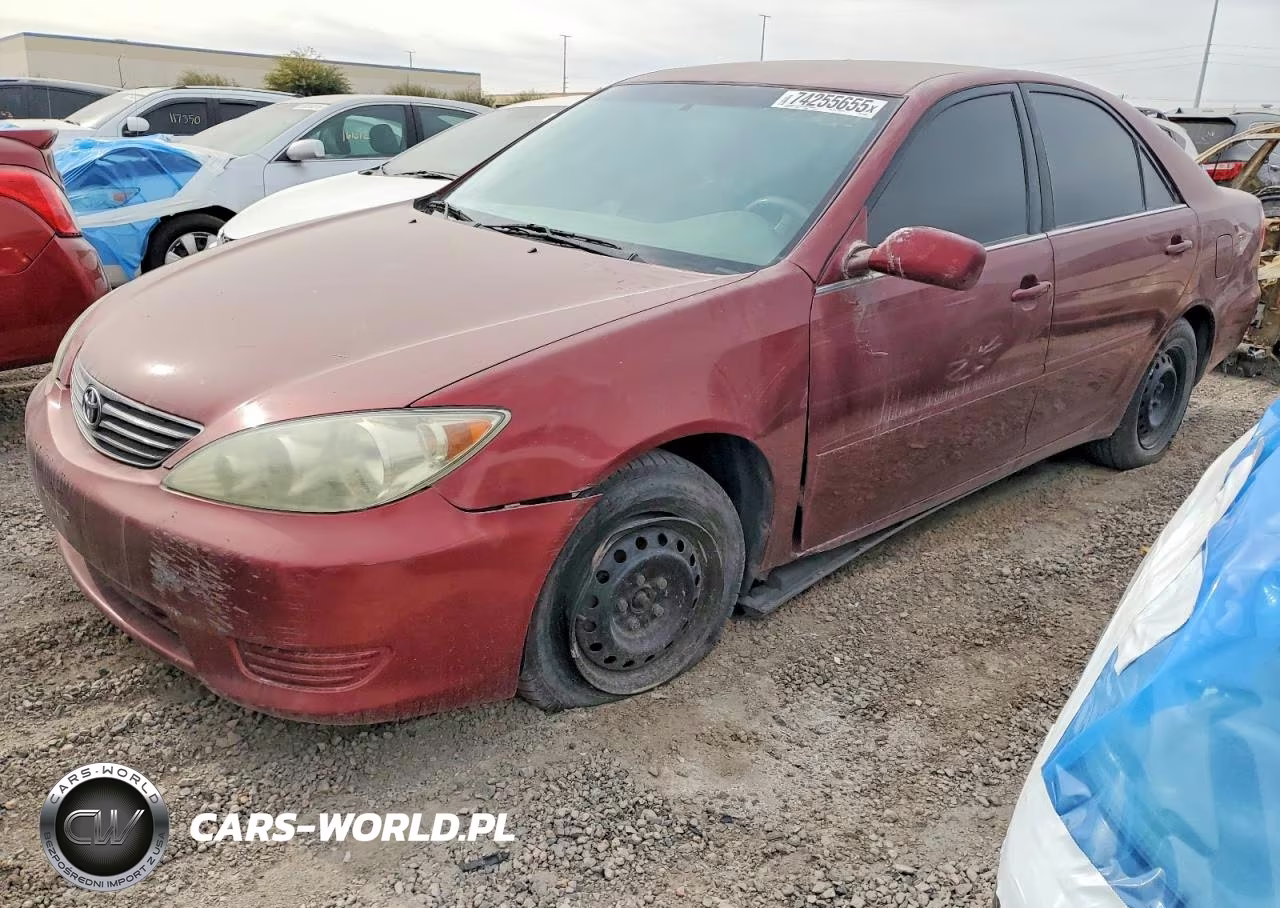 2005 Toyota Camry Le – zdjęcie 1 z 12